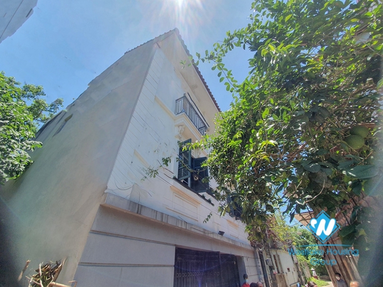 Four-bedroom house near French international school Long Bien.